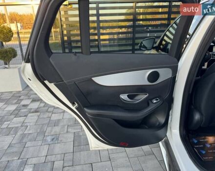 Белый Мерседес EQC, объемом двигателя 0 л и пробегом 77 тыс. км за 34900 $, фото 27 на Automoto.ua