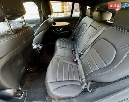 Белый Мерседес EQC, объемом двигателя 0 л и пробегом 70 тыс. км за 34999 $, фото 21 на Automoto.ua