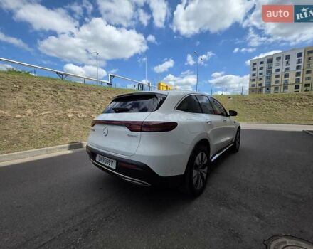 Белый Мерседес EQC, объемом двигателя 0 л и пробегом 59 тыс. км за 39999 $, фото 12 на Automoto.ua