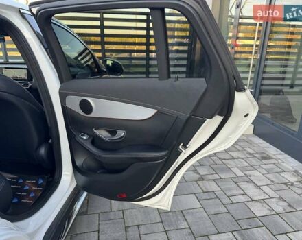 Белый Мерседес EQC, объемом двигателя 0 л и пробегом 77 тыс. км за 34900 $, фото 33 на Automoto.ua