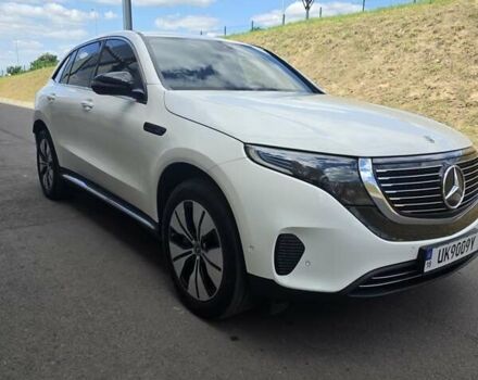 Белый Мерседес EQC, объемом двигателя 0 л и пробегом 61 тыс. км за 39000 $, фото 10 на Automoto.ua