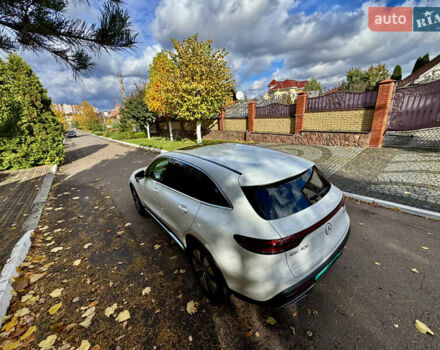 Белый Мерседес EQC, объемом двигателя 0 л и пробегом 70 тыс. км за 34999 $, фото 11 на Automoto.ua