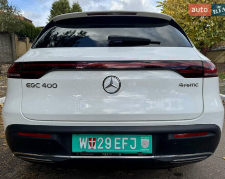 Белый Мерседес EQC, объемом двигателя 0 л и пробегом 70 тыс. км за 34999 $, фото 14 на Automoto.ua