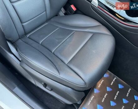 Белый Мерседес EQC, объемом двигателя 0 л и пробегом 77 тыс. км за 34900 $, фото 37 на Automoto.ua