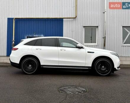 Белый Мерседес EQC, объемом двигателя 0 л и пробегом 11 тыс. км за 44800 $, фото 7 на Automoto.ua