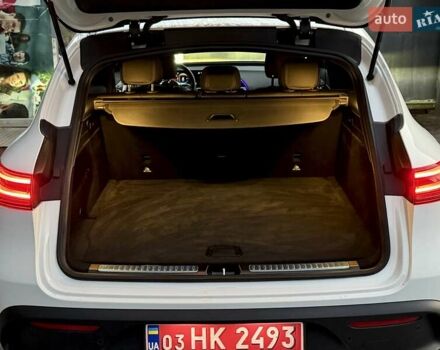 Белый Мерседес EQC, объемом двигателя 0 л и пробегом 11 тыс. км за 44800 $, фото 22 на Automoto.ua