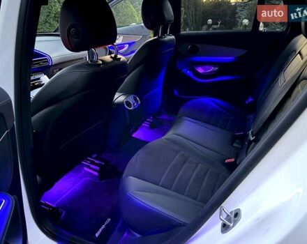 Белый Мерседес EQC, объемом двигателя 0 л и пробегом 11 тыс. км за 44800 $, фото 38 на Automoto.ua