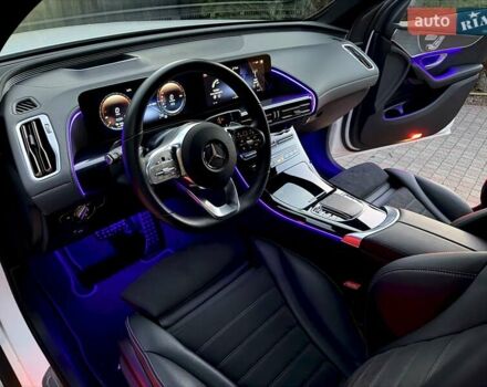 Белый Мерседес EQC, объемом двигателя 0 л и пробегом 11 тыс. км за 44800 $, фото 35 на Automoto.ua