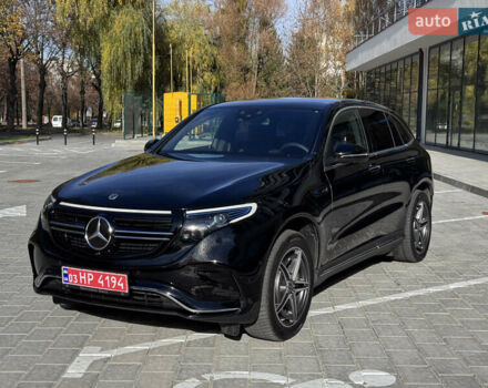 Черный Мерседес EQC, объемом двигателя 0 л и пробегом 75 тыс. км за 36500 $, фото 7 на Automoto.ua