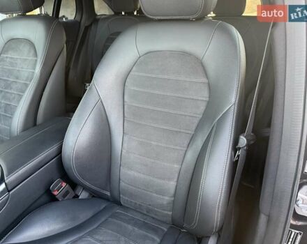 Черный Мерседес EQC, объемом двигателя 0 л и пробегом 155 тыс. км за 33800 $, фото 77 на Automoto.ua