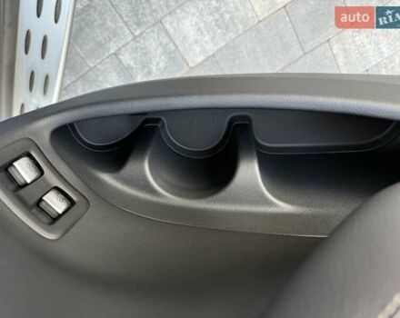 Мерседес EQC 2020 в Черновцах на Automoto.ua Черный Мерседес EQC, объемом двигателя 0 л и пробегом 155 тыс. км за 33900 $, фото 63 на Automoto.ua