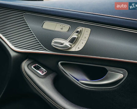 Чорний Мерседес EQC, об'ємом двигуна 0 л та пробігом 164 тис. км за 26405 $, фото 79 на Automoto.ua