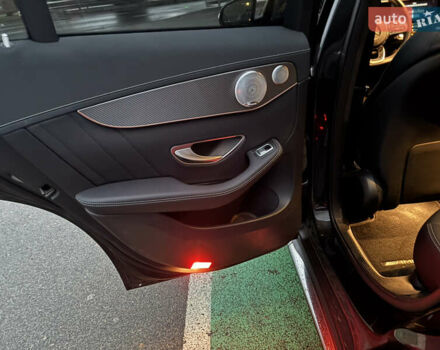 Черный Мерседес EQC, объемом двигателя 0 л и пробегом 137 тыс. км за 34000 $, фото 14 на Automoto.ua