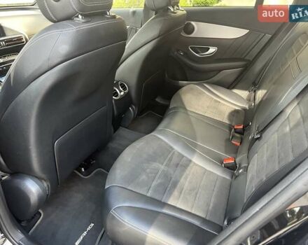 Чорний Мерседес EQC, об'ємом двигуна 0 л та пробігом 54 тис. км за 39800 $, фото 9 на Automoto.ua