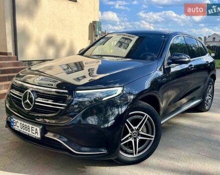 Чорний Мерседес EQC, об'ємом двигуна 0 л та пробігом 54 тис. км за 39800 $, фото 18 на Automoto.ua