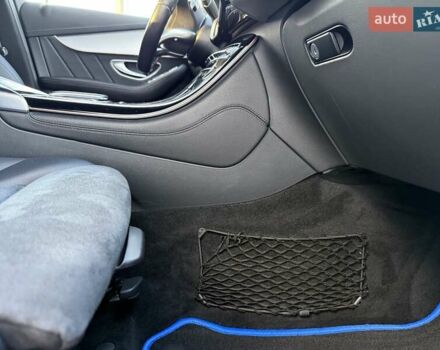 Черный Мерседес EQC, объемом двигателя 0 л и пробегом 155 тыс. км за 33800 $, фото 91 на Automoto.ua