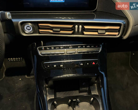 Черный Мерседес EQC, объемом двигателя 0 л и пробегом 137 тыс. км за 34000 $, фото 29 на Automoto.ua