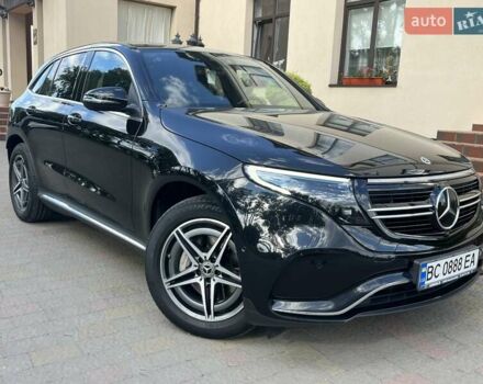Чорний Мерседес EQC, об'ємом двигуна 0 л та пробігом 54 тис. км за 39800 $, фото 11 на Automoto.ua