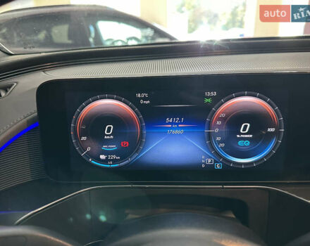 Черный Мерседес EQC, объемом двигателя 0 л и пробегом 175 тыс. км за 28500 $, фото 20 на Automoto.ua