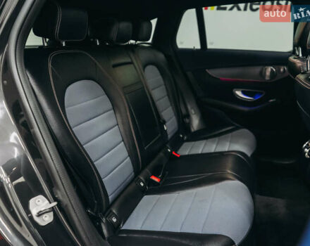 Чорний Мерседес EQC, об'ємом двигуна 0 л та пробігом 164 тис. км за 26405 $, фото 76 на Automoto.ua