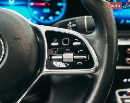 Чорний Мерседес EQC, об'ємом двигуна 0 л та пробігом 164 тис. км за 26405 $, фото 45 на Automoto.ua