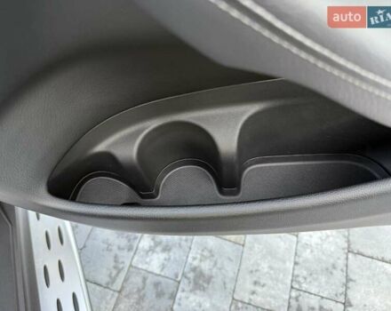 Мерседес EQC 2020 в Черновцах на Automoto.ua Черный Мерседес EQC, объемом двигателя 0 л и пробегом 155 тыс. км за 33900 $, фото 94 на Automoto.ua