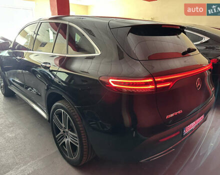 Черный Мерседес EQC, объемом двигателя 0 л и пробегом 175 тыс. км за 28500 $, фото 4 на Automoto.ua