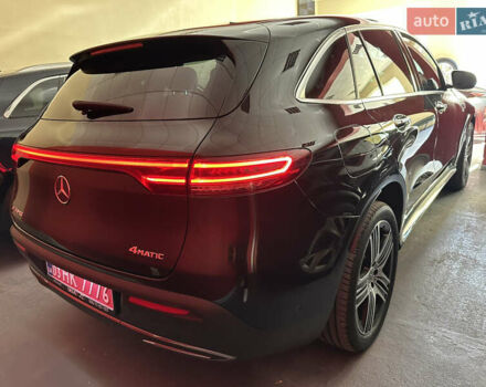 Черный Мерседес EQC, объемом двигателя 0 л и пробегом 175 тыс. км за 28500 $, фото 2 на Automoto.ua