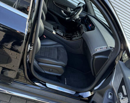 Черный Мерседес EQC, объемом двигателя 0 л и пробегом 75 тыс. км за 36500 $, фото 11 на Automoto.ua