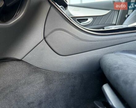 Мерседес EQC 2020 в Черновцах на Automoto.ua Черный Мерседес EQC, объемом двигателя 0 л и пробегом 155 тыс. км за 33900 $, фото 75 на Automoto.ua