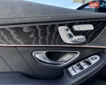 Черный Мерседес EQC, объемом двигателя 0 л и пробегом 75 тыс. км за 36500 $, фото 15 на Automoto.ua