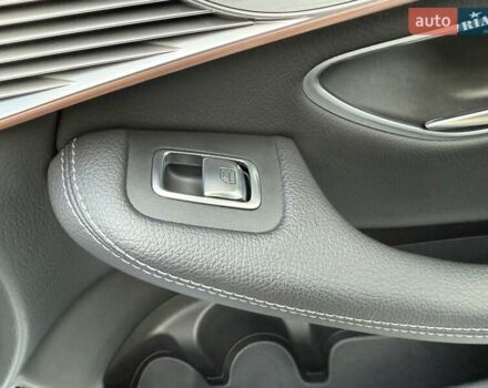 Черный Мерседес EQC, объемом двигателя 0 л и пробегом 155 тыс. км за 33800 $, фото 95 на Automoto.ua