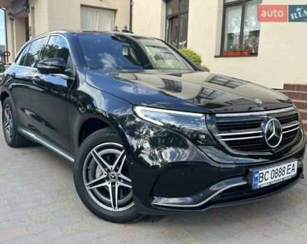 Чорний Мерседес EQC, об'ємом двигуна 0 л та пробігом 54 тис. км за 39800 $, фото 12 на Automoto.ua