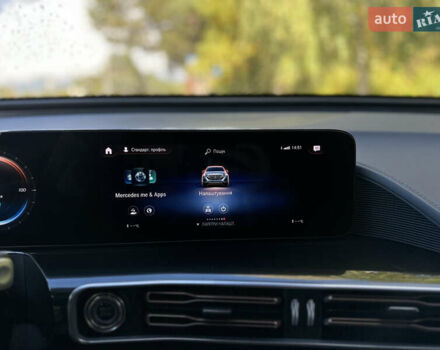 Черный Мерседес EQC, объемом двигателя 0 л и пробегом 65 тыс. км за 38800 $, фото 121 на Automoto.ua