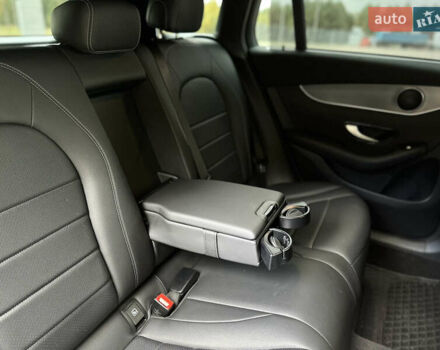 Черный Мерседес EQC, объемом двигателя 0 л и пробегом 65 тыс. км за 38800 $, фото 76 на Automoto.ua