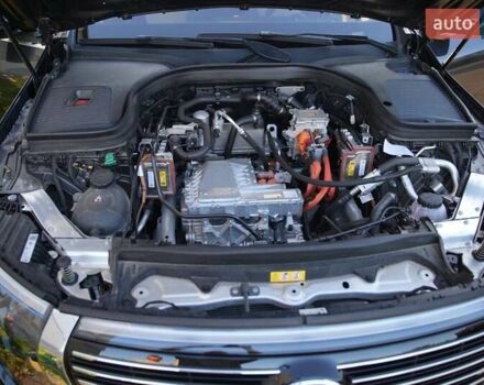 Черный Мерседес EQC, объемом двигателя 0 л и пробегом 78 тыс. км за 33900 $, фото 53 на Automoto.ua