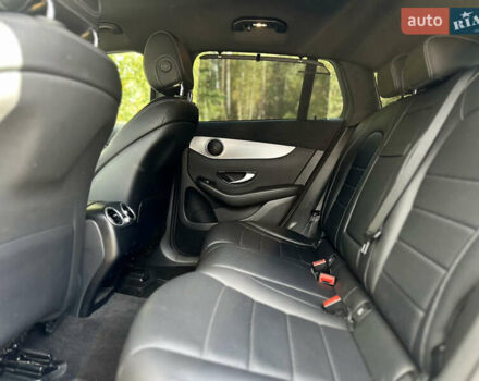Черный Мерседес EQC, объемом двигателя 0 л и пробегом 65 тыс. км за 38800 $, фото 69 на Automoto.ua