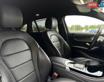 Черный Мерседес EQC, объемом двигателя 0 л и пробегом 65 тыс. км за 38800 $, фото 39 на Automoto.ua