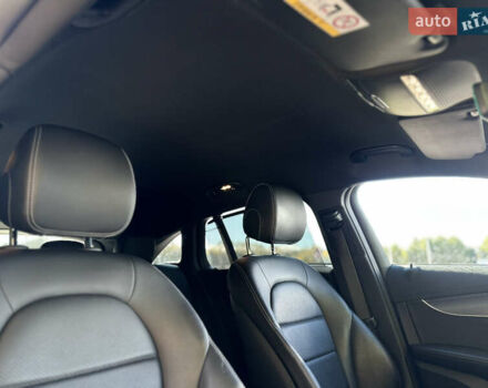 Черный Мерседес EQC, объемом двигателя 0 л и пробегом 65 тыс. км за 38800 $, фото 176 на Automoto.ua