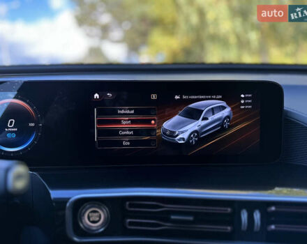 Черный Мерседес EQC, объемом двигателя 0 л и пробегом 65 тыс. км за 38800 $, фото 171 на Automoto.ua