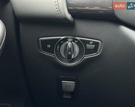 Черный Мерседес EQC, объемом двигателя 0 л и пробегом 65 тыс. км за 38800 $, фото 56 на Automoto.ua