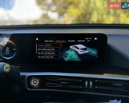 Черный Мерседес EQC, объемом двигателя 0 л и пробегом 65 тыс. км за 38800 $, фото 142 на Automoto.ua