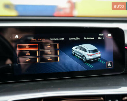 Чорний Мерседес EQC, об'ємом двигуна 0 л та пробігом 75 тис. км за 35500 $, фото 47 на Automoto.ua