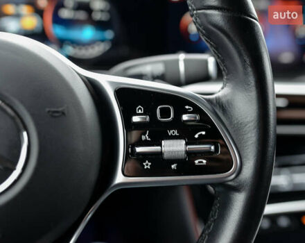 Чорний Мерседес EQC, об'ємом двигуна 0 л та пробігом 75 тис. км за 35500 $, фото 41 на Automoto.ua