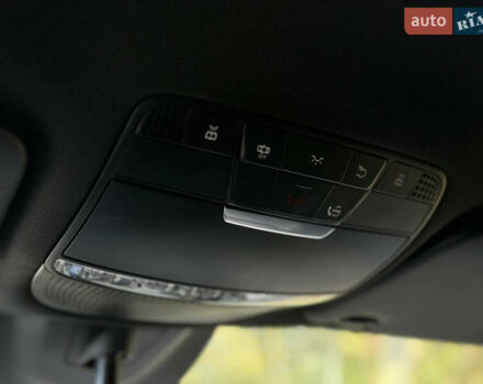 Черный Мерседес EQC, объемом двигателя 0 л и пробегом 65 тыс. км за 38800 $, фото 66 на Automoto.ua