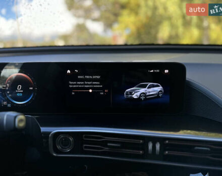 Черный Мерседес EQC, объемом двигателя 0 л и пробегом 65 тыс. км за 38800 $, фото 136 на Automoto.ua