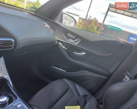Чорний Мерседес EQC, об'ємом двигуна 0 л та пробігом 57 тис. км за 37000 $, фото 5 на Automoto.ua