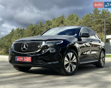 Черный Мерседес EQC, объемом двигателя 0 л и пробегом 65 тыс. км за 38800 $, фото 1 на Automoto.ua