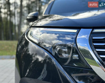 Черный Мерседес EQC, объемом двигателя 0 л и пробегом 65 тыс. км за 38800 $, фото 26 на Automoto.ua