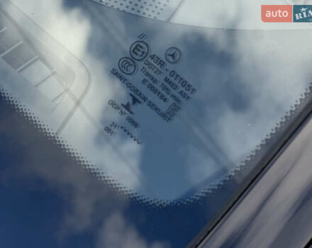 Черный Мерседес EQC, объемом двигателя 0 л и пробегом 65 тыс. км за 38800 $, фото 94 на Automoto.ua